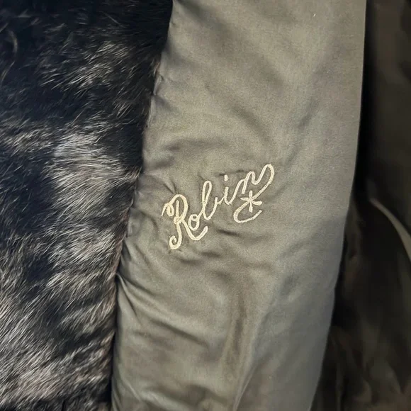 Elegant Black mink Fur Coat - Picture 3 of 3